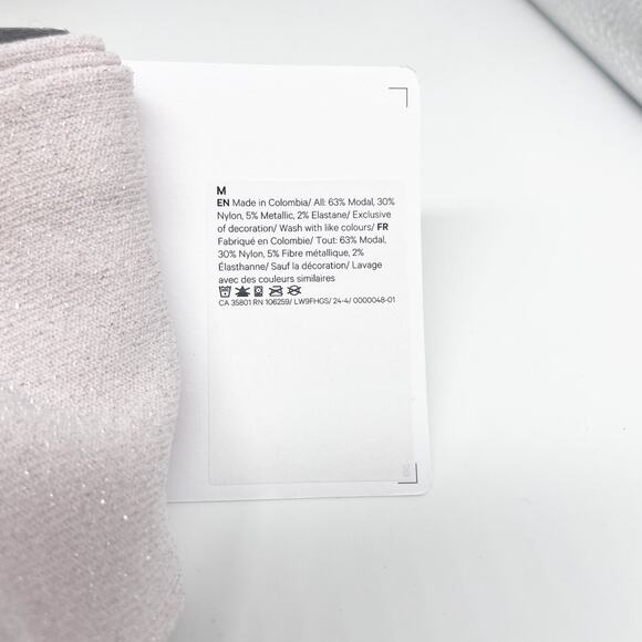 Lululemon Daily Stride Sparkle Quarter Socks Strawberry Milkshake Silver Medium - Picture 4 of 4